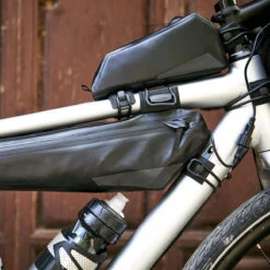 Roswheel Road Frame Bag Medium (3L) -Camping Promotion Store k725fb6dd1a406aed9990d5a58f4893cd