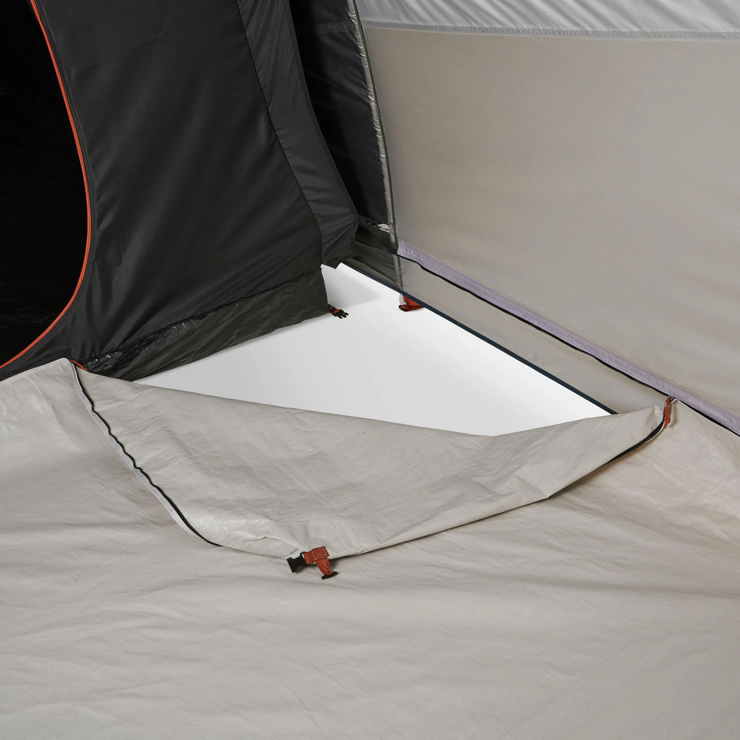 Quechua 4 Man Inflatable Blackout Tent 19 Quechua 4 Man Inflatable Blackout Tent - Image 17