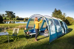 Coleman Castle Pines 4L BlackOut Tent -Camping Promotion Store kee16001536c93ff3541fc7f21b8ec2ee